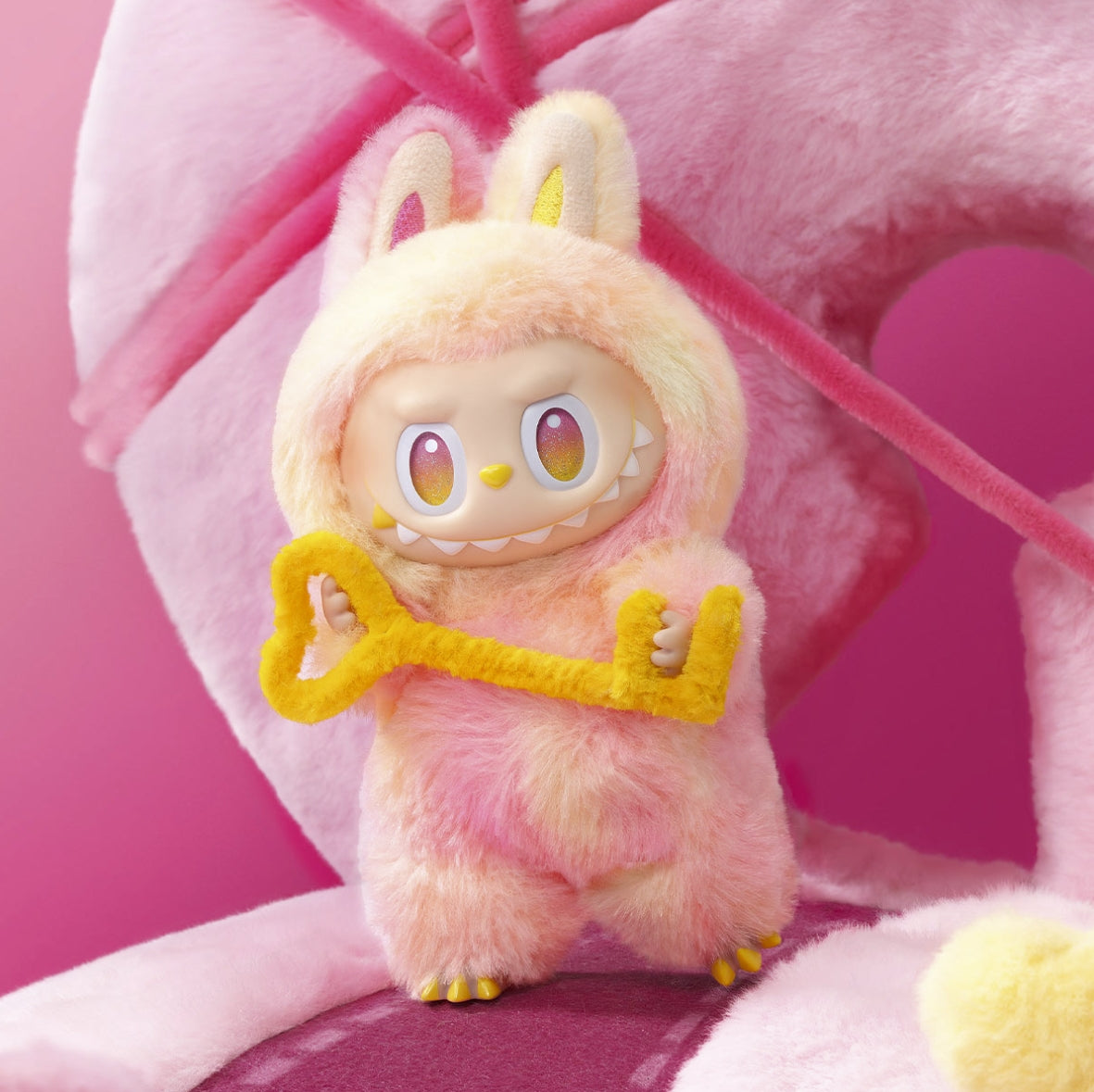 THE MONSTERS Big into Energy Series-Vinyl Plush Pendant Blind Box